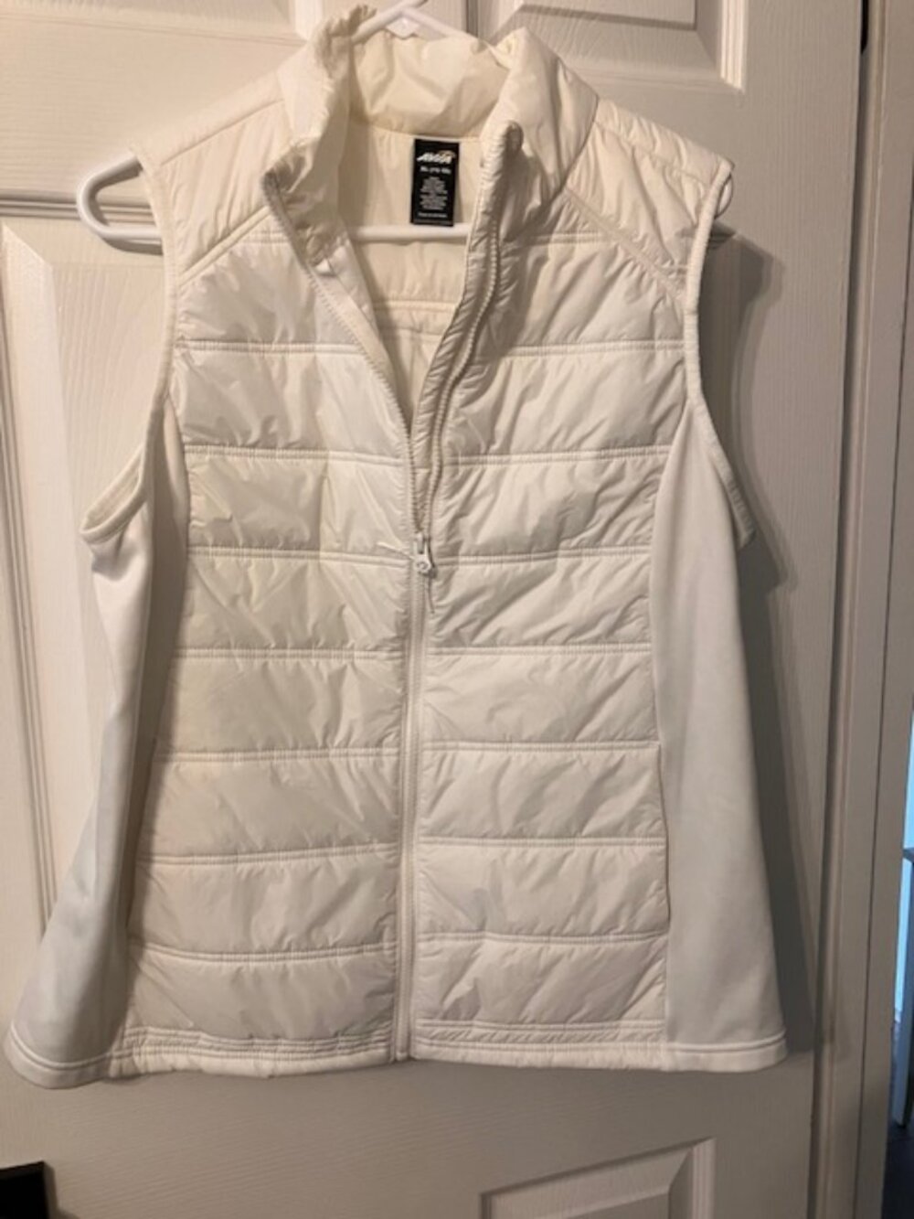 Vest Avia Puffer Vest White Stretch Sides Size XL 16-18